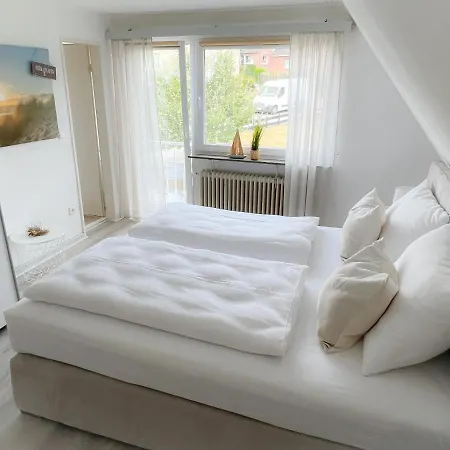 Ferienwohnung Am Rosengarten / Whg. 3 Apartment Scharbeutz