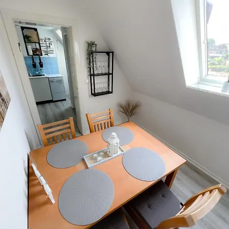 Ferienwohnung Am Rosengarten / Whg. 3 Apartment Scharbeutz