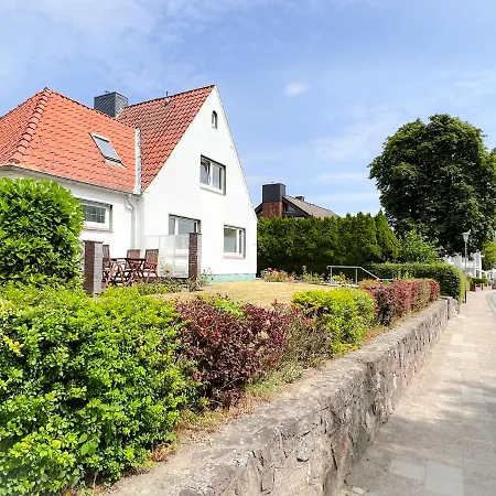 Ferienwohnung Am Rosengarten / Whg. 3